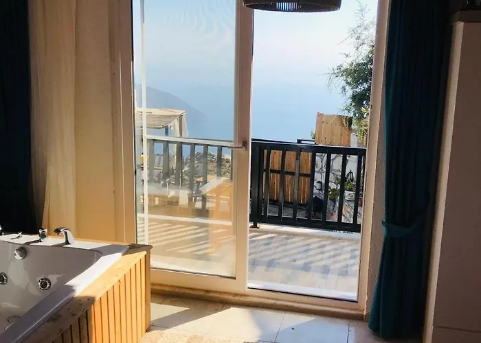Aquamarin Villa *
