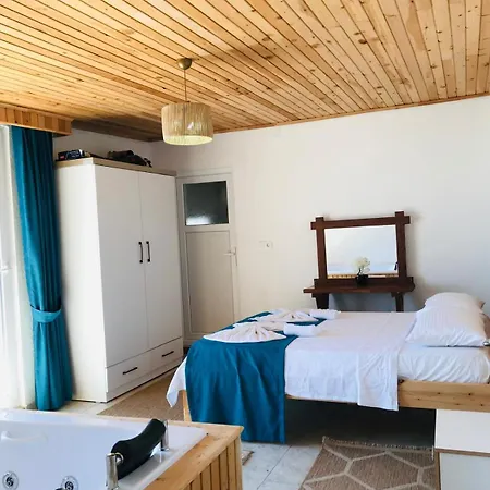 Aquamarin Villa Alınca