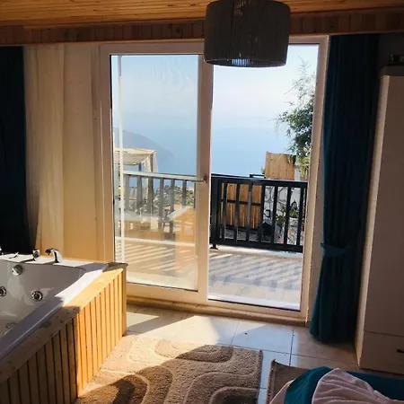 Aquamarin Villa *